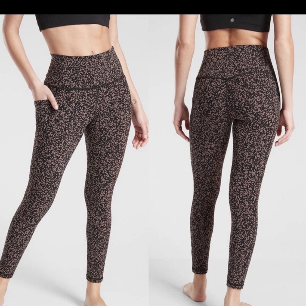 Athleta Salutation Stash Pocket Gravel Black and Pink Speckled Leggings. Sz 1x